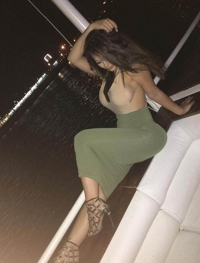 【羞色nba】脱衣女郎为乔治生二胎 卡戴珊自愧不如!