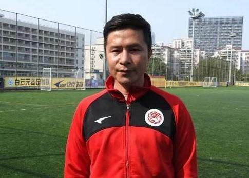 彭伟国:国足再现下半场强队 进四强不是没有机会