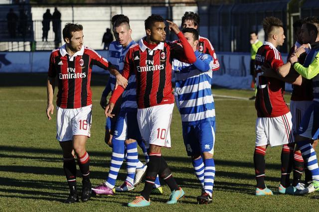 人物诺坎普迎来加纳王子