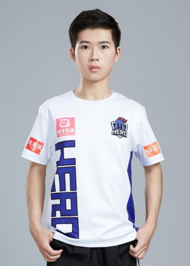 王朝恐成历史hero挂牌7人大洗牌久诚柠栀在列