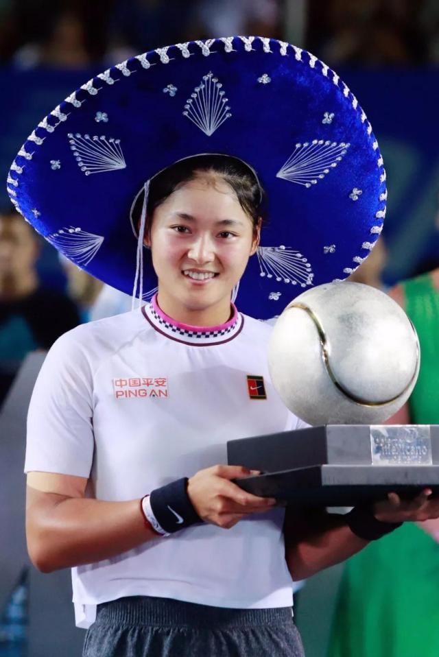 王雅繁首夺女单冠军!中国平安助力青少年体育发展