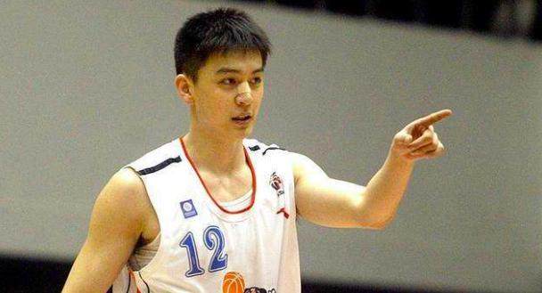 告别杨鸣一生涯三分投的少别忘了断腕战京城