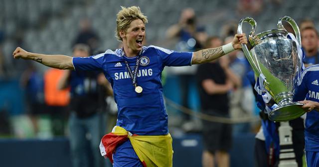 fernando-torres-chelsea-champions-league-trophy.jpg