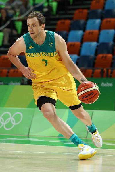 而在本&middot;西蒙斯退出,博格特老去的情况下,乔&middot;英格尔斯