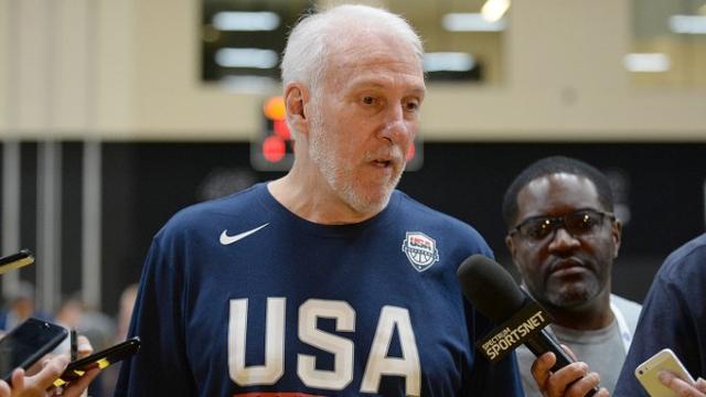 姑苏慕容席:装了一整场的逼,最后脸啪啪啪的.