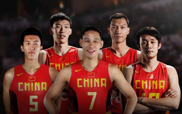 根据国际篮联的规定,参加fiba国际比赛的每个国家,可以拥有1名年满16