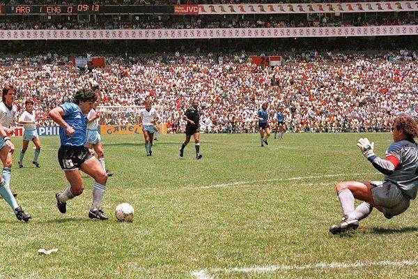 马拉多纳进英格兰的那个球何以能称作世纪进球
