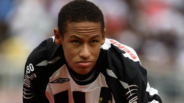 内马尔28岁了!看看这些年他留过的发型!