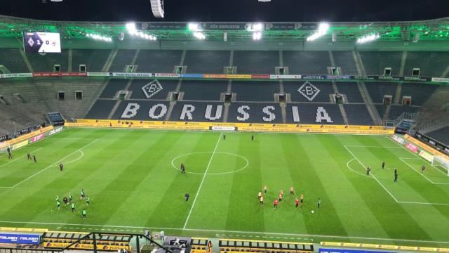 正文德甲停摆之前,门兴在主场与科隆踢了德甲史上第一场空场比赛.