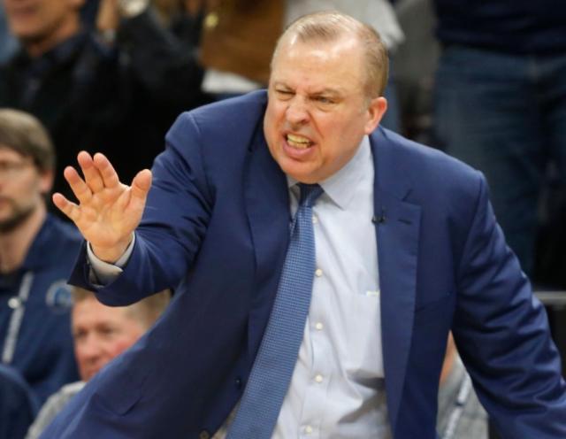 "我们当时的球队文化非常糟糕,"唐斯说道:"我很开心在卡佛尔和诺威尔