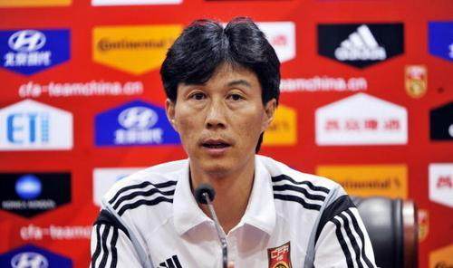 恒大足校青训行(四):区楚良盛赞恒大的投入与坚持