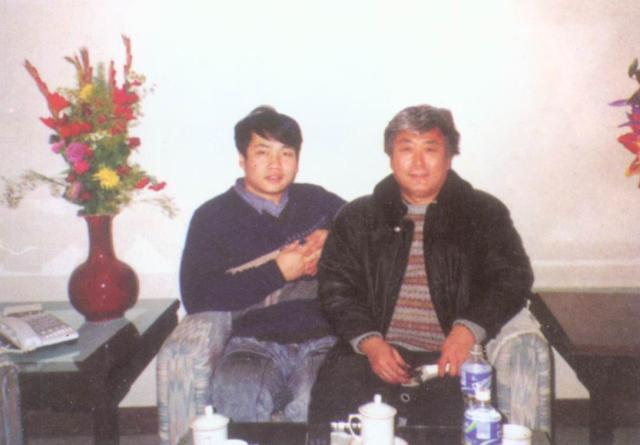 1603863390656092329.jpg 1995年采访前国足主帅高丰文.jpg