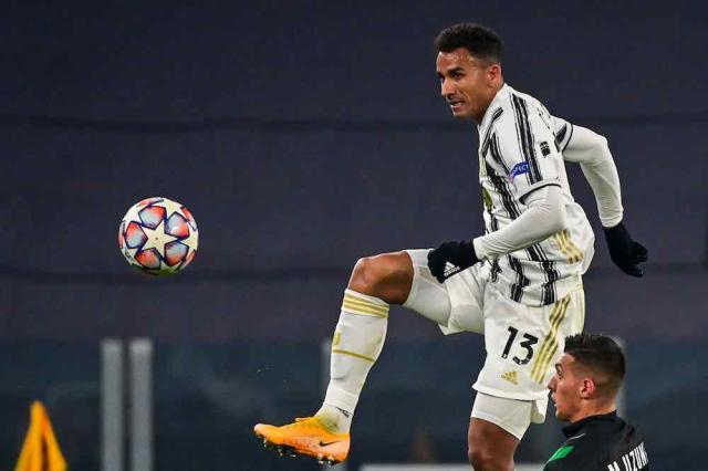 Danilo-Juventus-2020-1.jpg