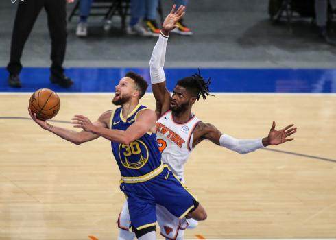 Warriors-Knicks-Basketball-3.jpg
