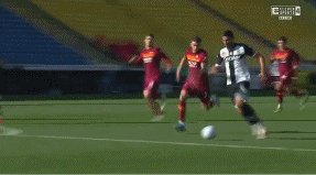 佩萊.gif