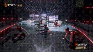 三公乌龙绞柱.gif