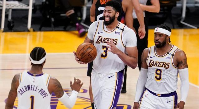 Anthony-Davis-Los-Angeles-Lakers-1040x572.jpg