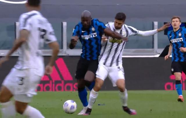 Juventus 3-2 Inter  2 Goals From Cuadrado For Juventus  Serie A TIM-0001.jpg