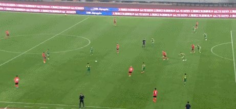 對陣國安進球.gif