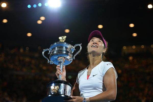 Li Na AO Journey 2014 champion.jpg