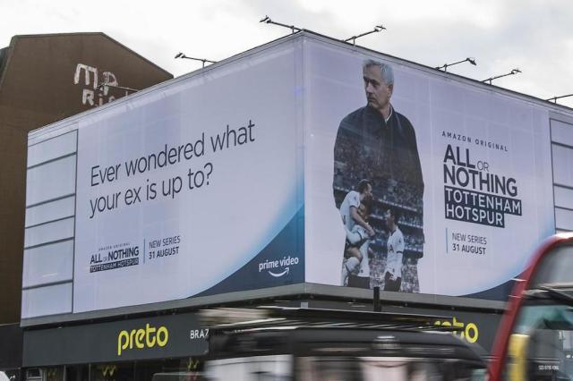 amazontottenhambillboard24082020a.jpg