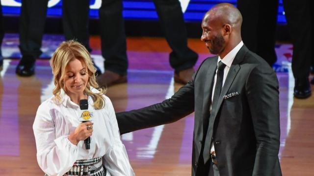 kobe-bryant-jeanie-buss-tribute.jpg