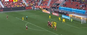 勒沃庫森3.gif