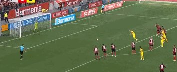 哈蘭德點球.gif