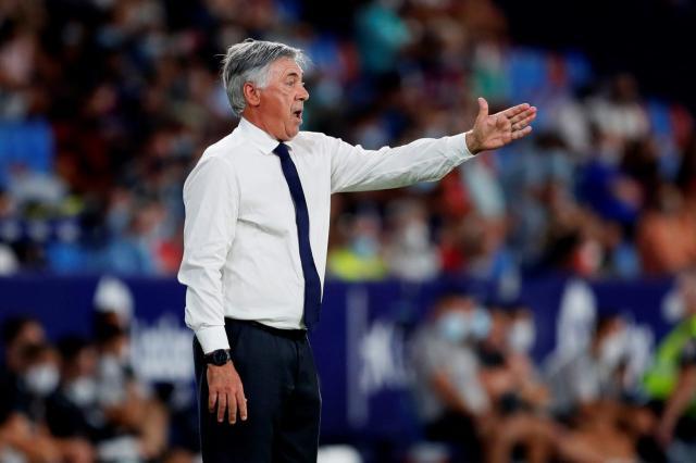 Ancelotti-point-real-epa.jpg