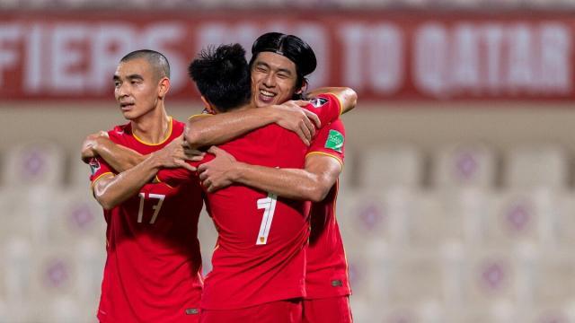 中国队于阿联酋当地时间10月7日晚在沙迦体育场进行的世预赛12强赛第