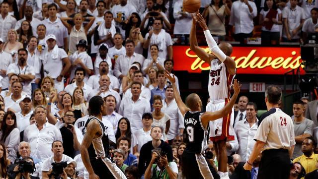 1382482213000-USP-NBA-Finals-San-Antonio-Spurs-at-Miami-Heat.jpg