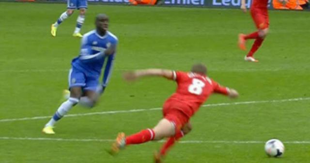 1_Steven-Gerrard-slips.jpg