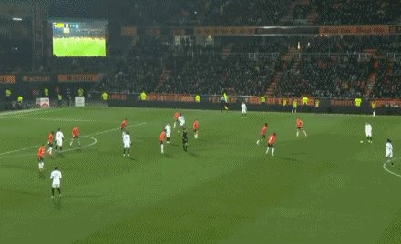 1640215363404000100.gif