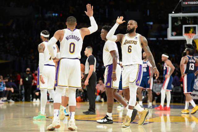 Russell-Westbrook-LeBron-James-3.jpeg