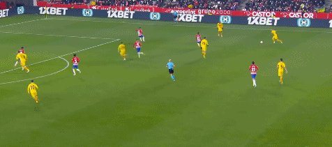 1641683154330048349.gif