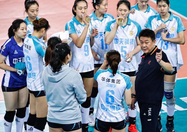 中国女排启动主教练公开竞聘 谁有望成为候选人？