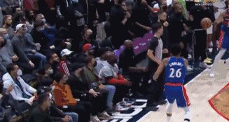 籃網助教.gif