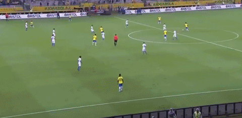 【世预赛】拉菲尼亚闪击被吹再抽射 巴西暂1比0