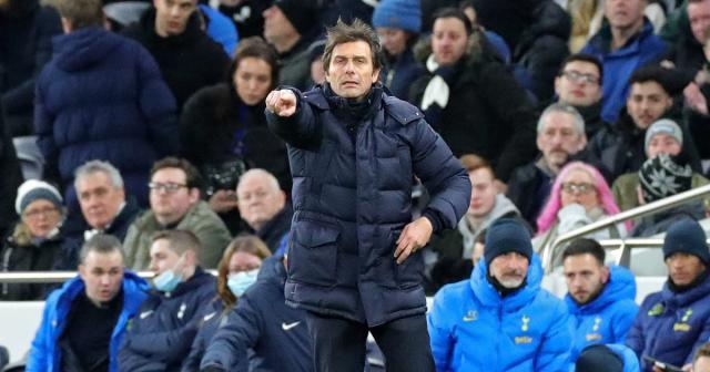 Tottenham-boss-Antonio-Conte-15.jpg