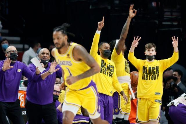 Los-Angeles-Lakers-Pursuing-Blockbuster-3-Team-Trade.jpg