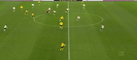 1645399171428004932.gif