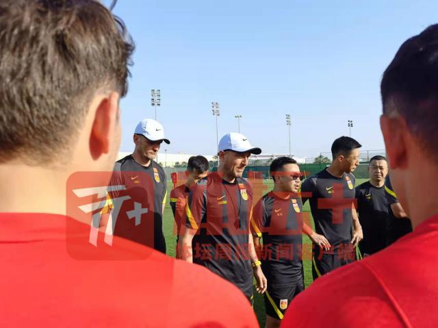 兴奋 求战欲强  U23国足阿联酋首练主动“加课”