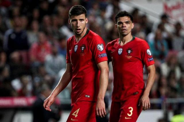 葡萄牙双中卫缺阵世预赛附加赛 意大利机会来了？