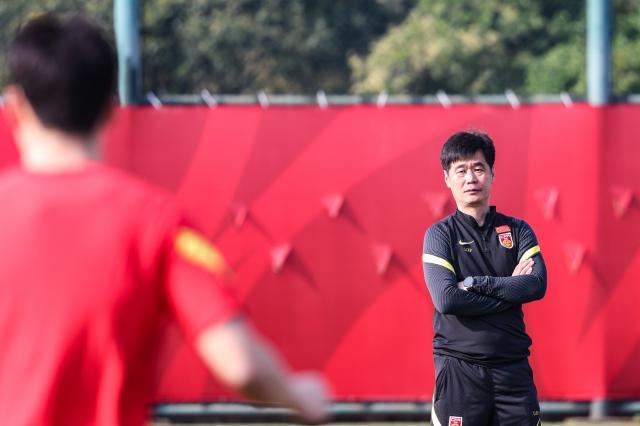 工人日报：足球不是一时求成的事 中国一直在折腾