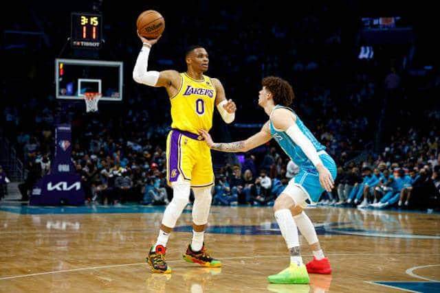 Russell-Westbrook-LaMelo-Ball-1.jpg