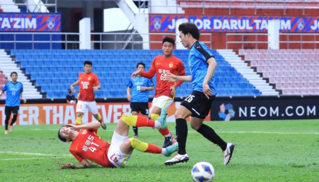 广州亚冠0:8的原因找到了？球场是日本足球圣地