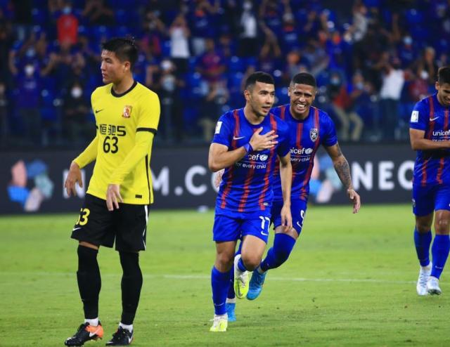 狂热马来西亚足球①难怪广州小将被吓得输了0:5