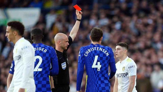 Daniel-James-receives-a-red-card-during-Leeds-United-v-Chelsea.jpg