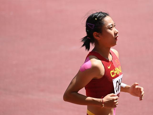 短跑项群特许赛女子百米葛曼棋11秒21夺冠