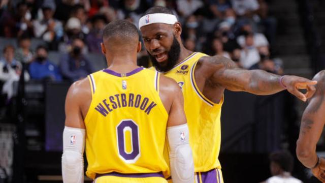 Russell-Westbrook-LeBron-James-Lakers.jpg